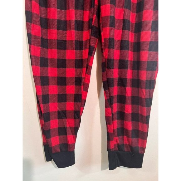 Men’s Fruit of the Loom Black & Red Checker Pajamas Pants - Picture 3 of 7
